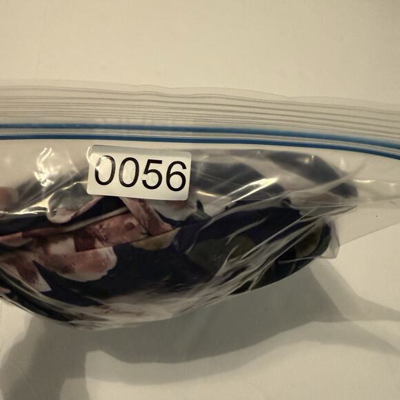 Fame & Partners Maxi Dress Sz 2 Floral True‎ Wrap Navy Bridesmaid Prom Formal - Picture 16 of 16